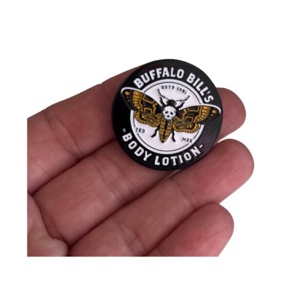 Buffalo Bill’s Body Lotion Enamel Pin | Silence of the Lambs - Picture 3 of 4